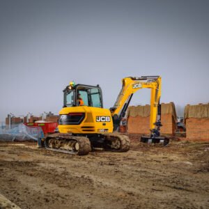 85Z-2 Cab 8.5T Mini Excavator — gallery view 2